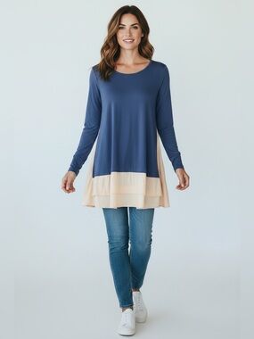 Umgee Long Sleeve Tunic //  Blue // Medium // NEW